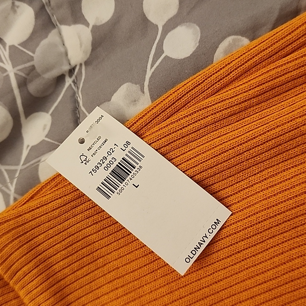 Brand New with tags old navy ribbed maxi skirt - Picture 2 of 4